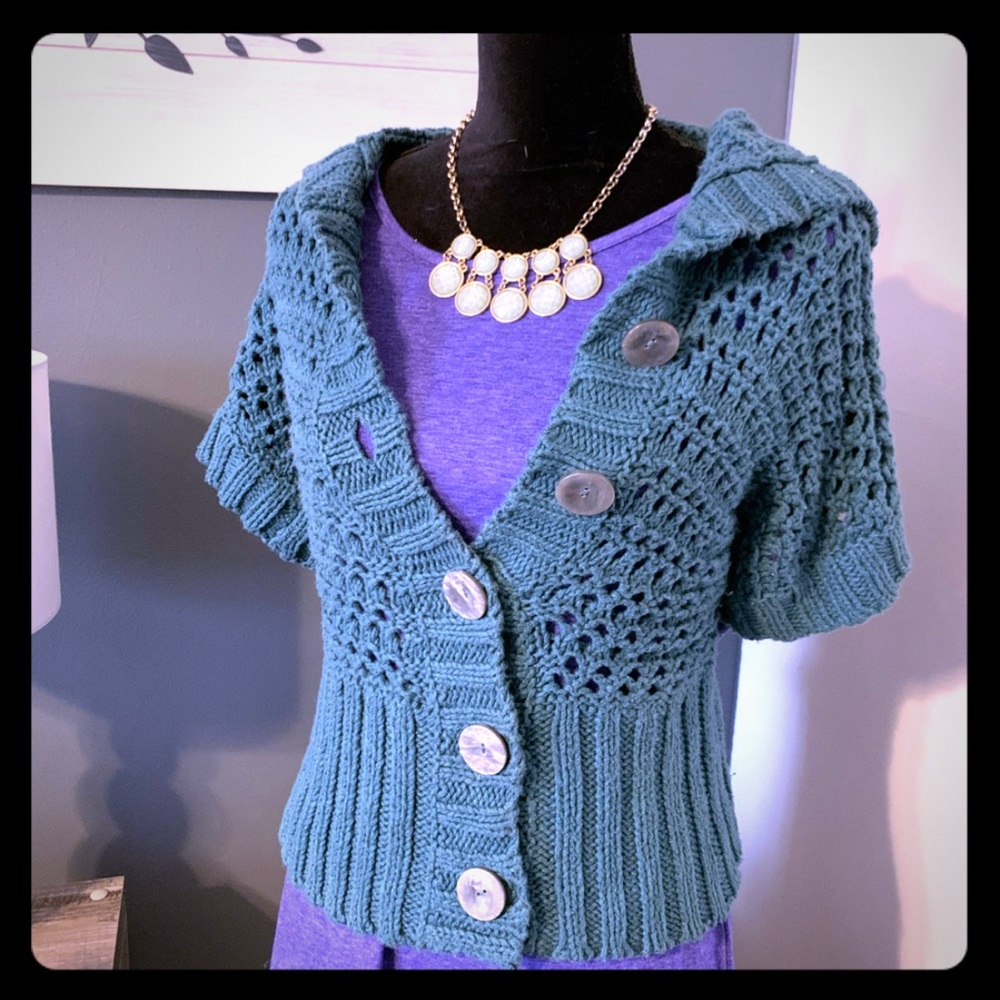 - 🌻Free People hooded knitted sweater